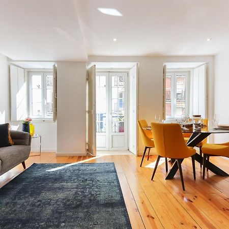 Charming And Stylish Downtown Apt In XIX Century Building Lisboa Exteriör bild