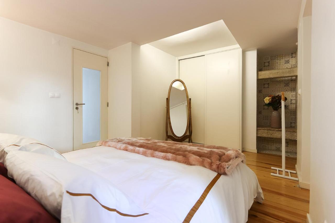 Charming And Stylish Downtown Apt In XIX Century Building Lisboa Exteriör bild