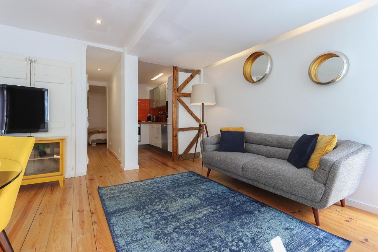 Charming And Stylish Downtown Apt In XIX Century Building Lisboa Exteriör bild
