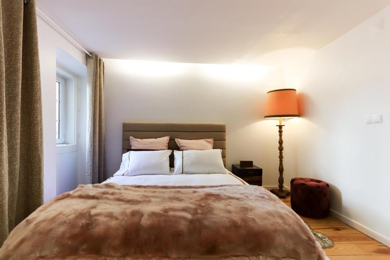 Charming And Stylish Downtown Apt In XIX Century Building Lisboa Exteriör bild