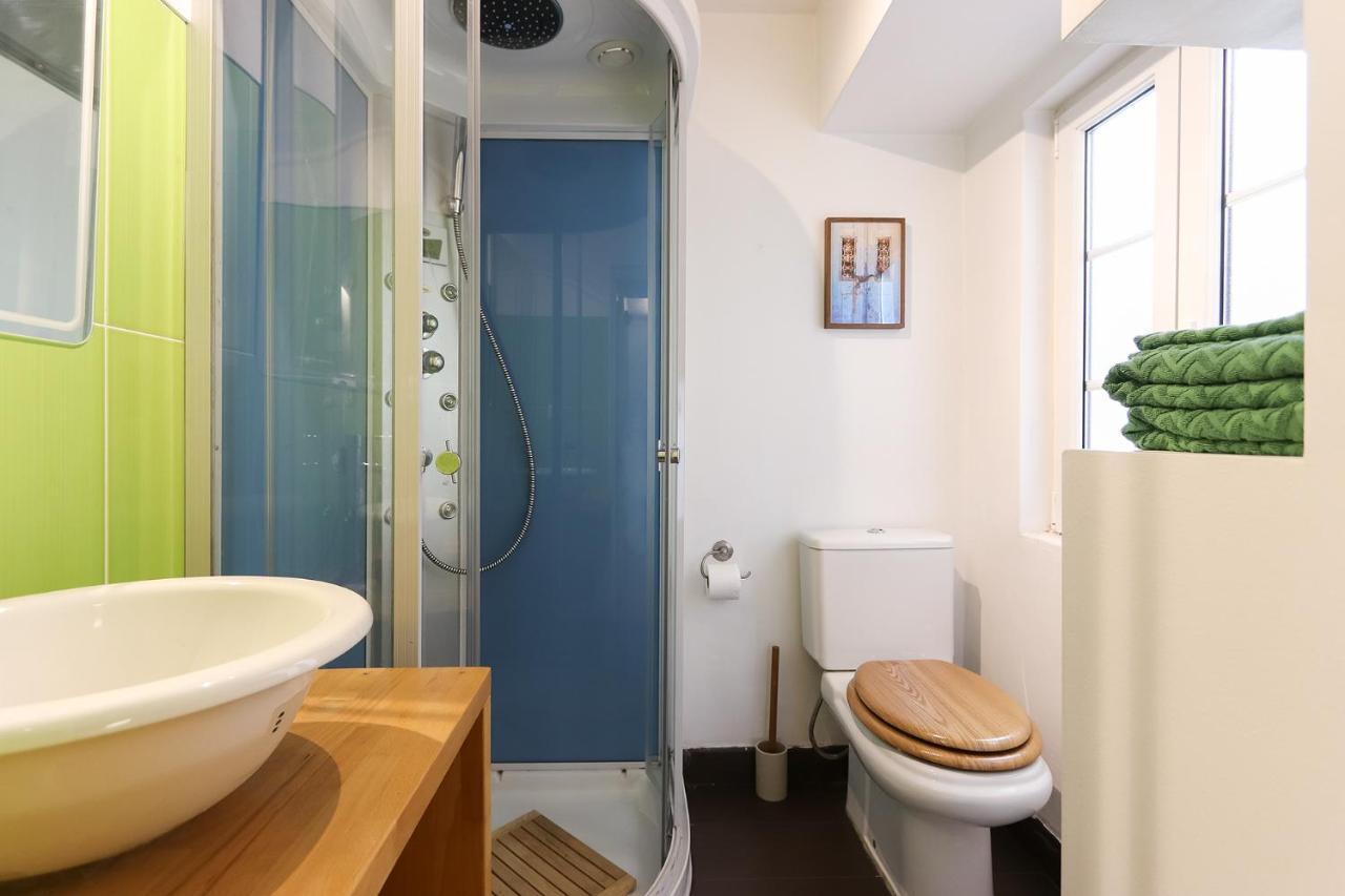 Charming And Stylish Downtown Apt In XIX Century Building Lisboa Exteriör bild